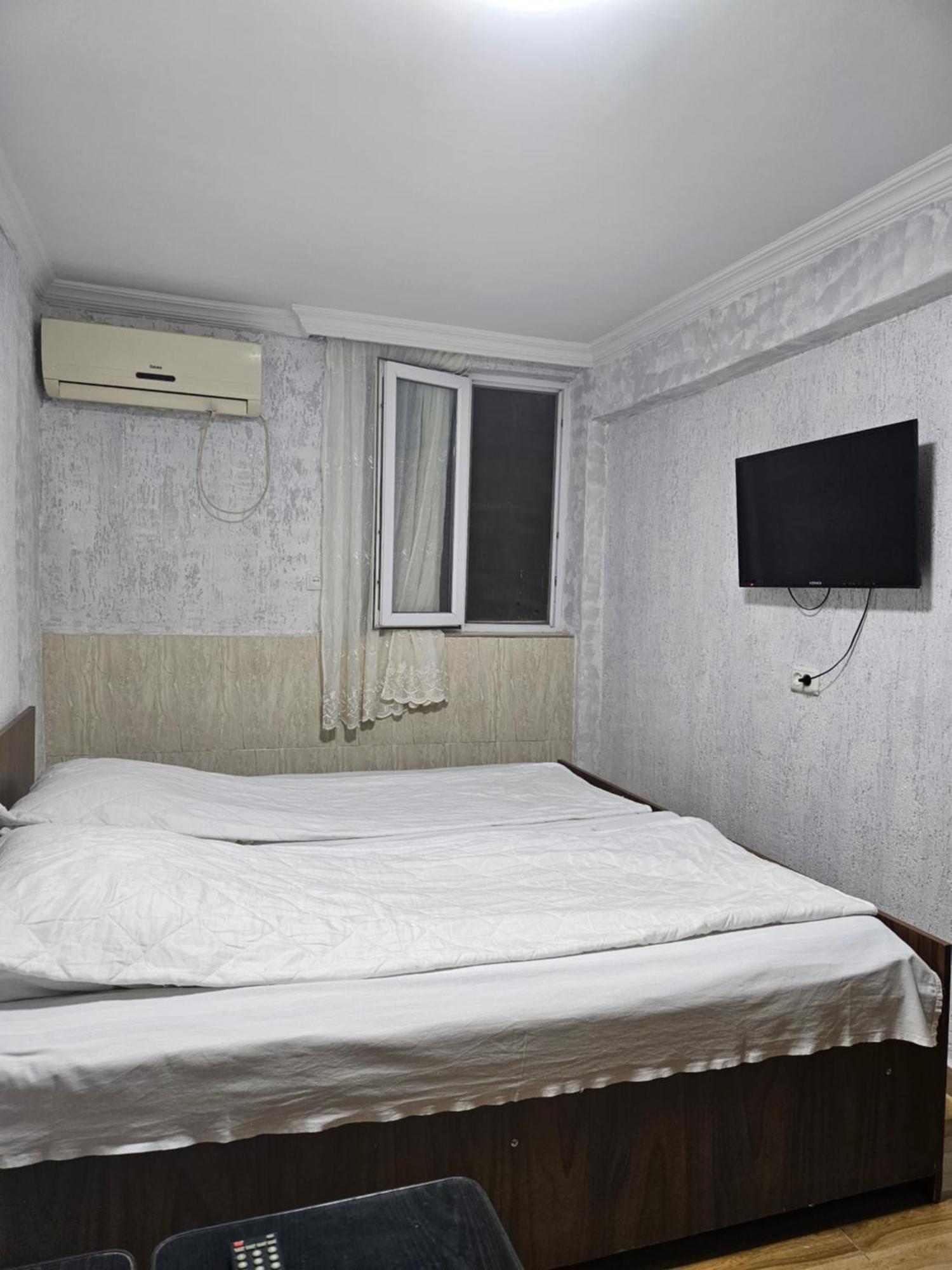 Guest House 2 Floor Batumi Exterior foto